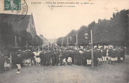 CPA 91 ETRECHY / FETE DE GYMNASTIQUE / 27 JUIIN 1909 / LA PLACE PENDANT LE CONCOURS - Etrechy