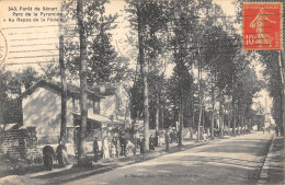 CPA 91 FORET DE SENART / PARC DE LA PYRAMIDE / AU REPOS DE LA PEDALE / Cpa Rare - Sénart