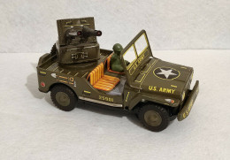 Jeep U.S. Army 25901 Made In Japan - Giocattolo Latta Batteria - Vintage - Andere & Zonder Classificatie