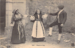 FOLKLORE - LES PYRENEES - Danse Du Pays - Carte Postale Ancienne - Danses