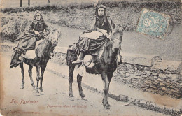 FOLKLORE - Les Pyrenees - Paysannes Allant Au Marché - Editeur A Villatte - Carte Postale Ancienne - Autres & Non Classés