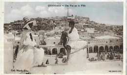 Algerie .GARDAIA .  UNE VUE SUR LA VILLE  (   Verso F M ) - Ghardaia