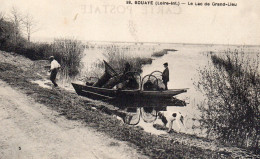 BOUAYE, LE LAC DE GRAND LIEU, PECHEURS, CHIEN REF 7184 - Bouaye