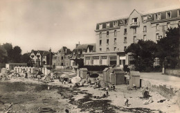 Concarneau * Hôtel De Cornouailles * Cabines De Bain - Concarneau