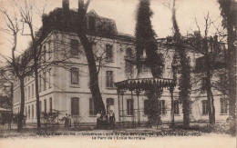 Neuilly Sur Seine * Université Libre De Jeunes Filles , 24 Boulevard Victor Hugo * école * Parce De L'école Normale - Neuilly Sur Seine