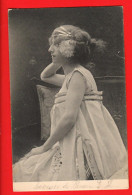 ZUX-29  Jeune Femme En Robe Blanche.  Dos Simple. Circ. Chaux-de-Fonds En 1903 - Women