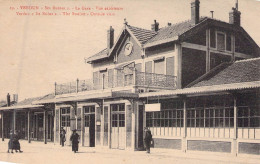 FRANCE - 55 - VERDUN - "Ses Ruines" - La Gare - Vue Extérieure - Carte Postale Ancienne - Verdun