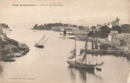 Douarnenez * L'entrée Du Port Rhu * Bateau Voilier - Douarnenez