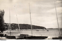 CARCANS  Maubuisson . Jetée Sur Le Lac  Carte Photo  TBE - Carcans