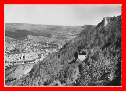 Delcampe - CPSM/gf (48) MENDE.  Le Mont Mimat Et La Ville...*820 - Mende