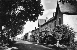 Lorp * Avenue Principale Et Les écoles * Groupe Scolaire - Other & Unclassified