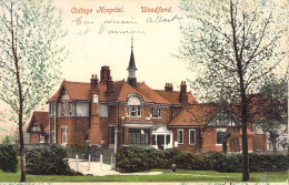 ANGLETERRE - Woodford - Cottage Hospital - Carte Postale Ancienne - Otros & Sin Clasificación