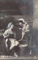 Pâques - Deux Femmes Paysannes Avec Un Panier Rempli D'oeufs - Carte Postale Ancienne - Easter