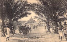 CONGO BELGE - BAUDOUINVILLE - Indigènes Apportant Des Vivres à La Mission - Carte Postale Ancienne - Belgisch-Congo