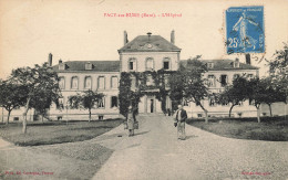 Pacy Sur Eure * Place Et L'hôpital - Pacy-sur-Eure