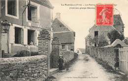 La Perrière * Rue Et Les Postes Et Télégraphes * La Poste * Villageois - Sonstige & Ohne Zuordnung