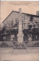 LAMURE SUR AZERGUES                  LE MONUMENT AUX MORTS  + DECOATIONS FLORALES - Lamure Sur Azergues