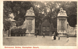 N°39140 Z -cpa Entrance Gates Hampon Court - Hampton Court