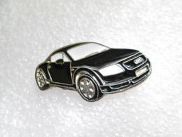 PIN'S    AUDI  TT NOIR  Email A Froid - Audi