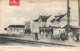 95 - VAL D'OISE - PIERRELAYE - Place De La Gare - Chemin De Fer Café De Paris - Superbe - 10700 - Pierrelaye