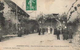 Domfront * 1908 * Fêtes Du Comice Central Le 9 Août 1908 * Place Du Champ De Foire * Villageois - Domfront