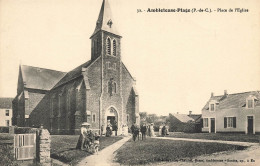 Ambleteuse Plage * Place De L'église Du Village * Villageois - Other & Unclassified