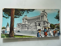 Cartolina  Viaggiata Panoramica Piccola "ROMA Monumento A Vittorio Emanuele II" 1964 - Altare Della Patria