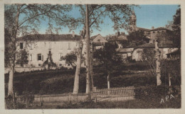 82 MONCLAR DE QUERCY LE PENSIONNAT ST JOSEPH ET CLOCHER CPA BON ETAT - Montclar De Quercy