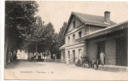 NOAILLES (60) - LA GARE - EXTERIEUR - Noailles