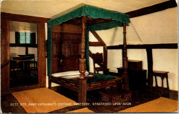 England Stratford Upon Avon Anne Hathaway's Cottage The Bedroom - Stratford Upon Avon