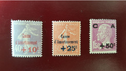 3 Timbres Yvert Et Tellier Numero  249/51 **    Caisse D'amortissement  , Cote 235 Euros - Neufs