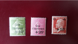 3 Timbres Yvert Et Tellier Numero  253/55 **    Caisse D'amortissement  , Cote 275 Euros - Neufs