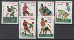 Mozambico  - Calcio Italia 90° -  6 Val.  ** MNH - 1990 – Italie