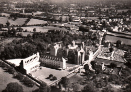 CPSM - BRIOUZE - Communauté Et Pensionnat Notre-Dame - Vue Aérinne - Edition Artaud Gaby - Briouze