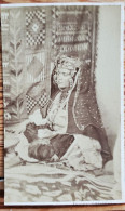 ALGERIE  - Photo (format 6.5 X 10.5) D'une Femme De La Tribu Des Ouled-Nails - Femmes