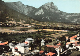 St Ismier * Vue Aérienne Du Chef Lieu Et Dent De Crolles - Andere & Zonder Classificatie