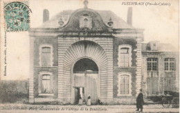 Fleurbaix * 1906 * Rue Et Porte Monumentale De L'abbaye De La Boutillerie * Villageois - Houdain