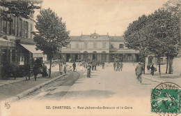 Chartres * La Rue Jehan De Beauce Et La Gare * Buvette - Chartres