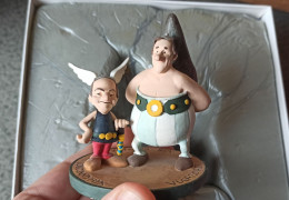 FIGURINE BD De 2002 PIXI N° 4224 : ASTERIX & OBELIX - Uderzorix Et Goscinnyrix - Les Créateurs - Asterix & Obelix