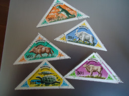 MONGOLIA   USED     STAMPS 5  ANIMALS  DINOSAUR - Mongolie