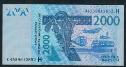 W.A.S. NIGER P616Hb 2000 FRANCS (20)04 2004 Signature 32   XF  NO P.h. - West African States