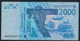 W.A.S. NIGER P616Hb 2000 FRANCS (20)04 2004 Signature 32   VF  NO P.h. - West-Afrikaanse Staten