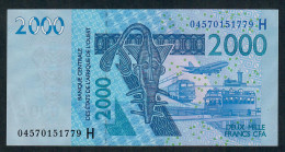 W.A.S. NIGER P616Hb 2000 FRANCS (20)04 2004 Signature 32   XF  NO P.h. - West African States