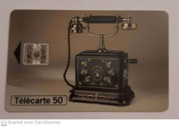 COLLECTION HISTORIQUE :Téléphone ERICSON 1900 - 1998