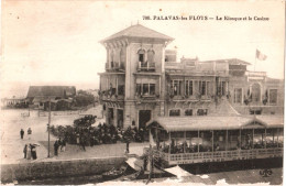 CPA 34 (Hérault) Palavas-les-Flots - Le Kiosque à Musique Et Le Casino Garnier Pavoisé. Belle Animation - Casino