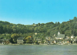 CPSM VILLEQUIER LE VILLAGE AU BORD DE LA SEINE - Villequier