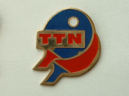 Pin's TENNIS DE TABLE - TTN - Table Tennis