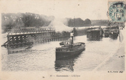 Péniches Remorqueurs à Suresnes (92 - Hauts De Seine) ) L'Ecluse - Houseboats