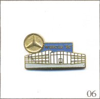 Pin's Automobile - Garage / Concession “Mercedes“ à Wissous (91). Non Est. Numéroté N# 1308. EGF. T929-06 - Mercedes