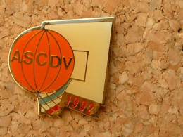 Pin's BASKETBALL - ASCDV 1992 - Basketball